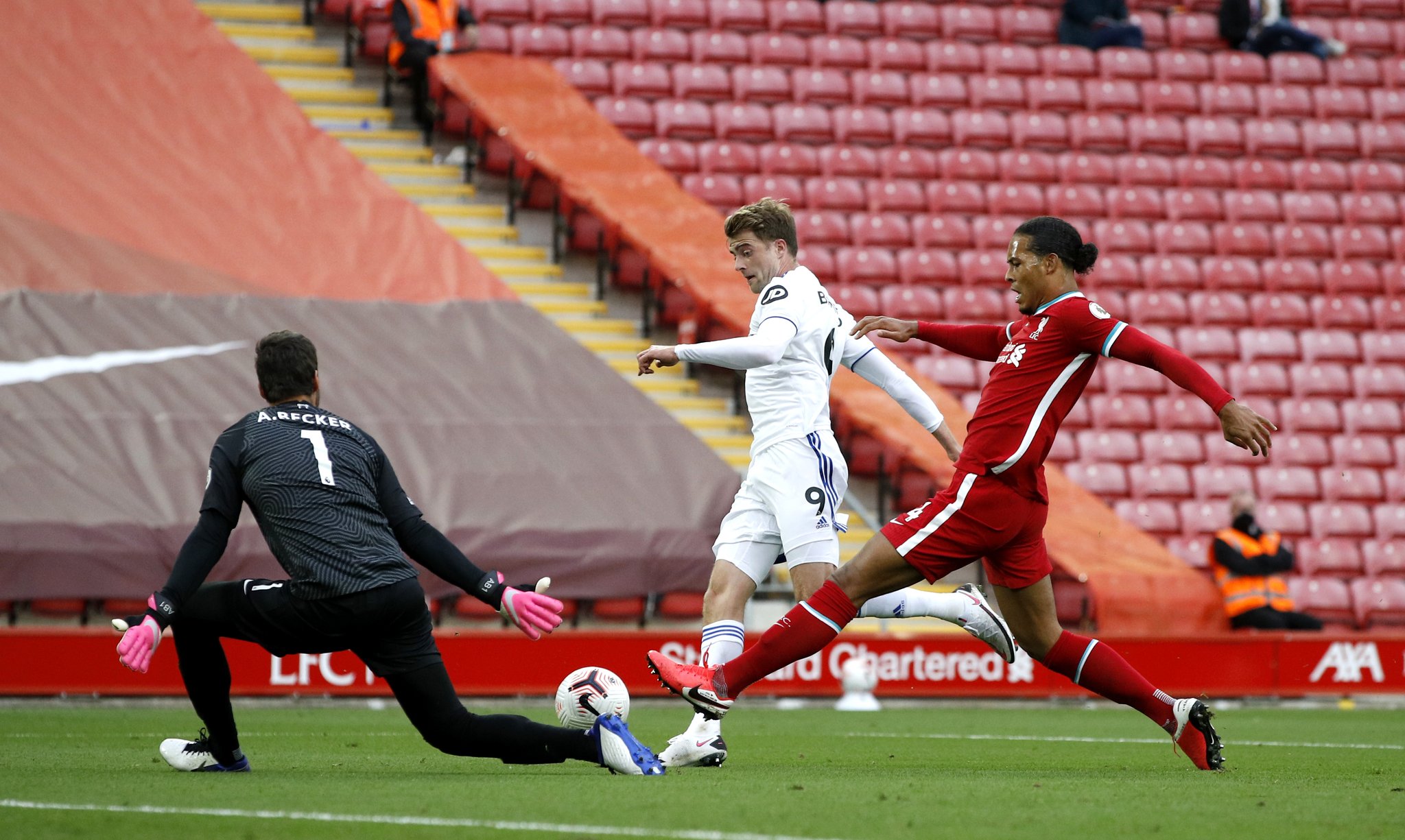 体对抗著称 体对抗著称